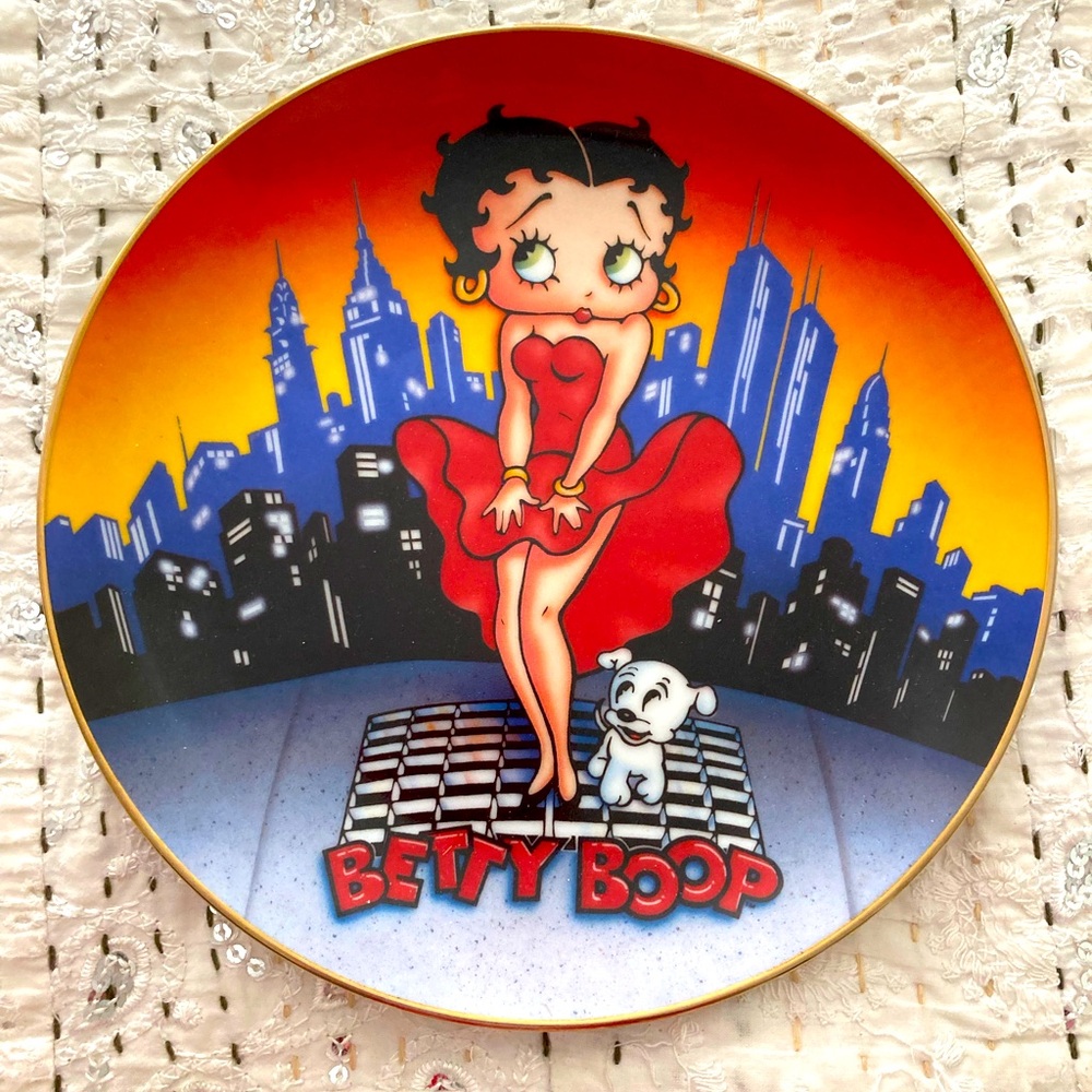 Collectible Betty Boop plate
